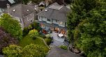 2318 Oliver Crescent