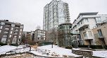 302 1228 Marinaside Crescent