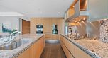 2202 1139 W Cordova Street