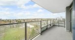1803 8189 Cambie Street