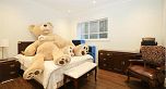 875 W 38th Avenue