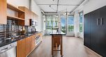 307 495 W 6th Avenue