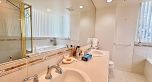 707 5775 Hampton Place