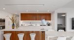 902 885 Cambie Street