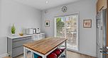 954 W 15th Avenue