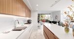 902 885 Cambie Street