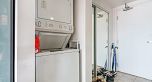 1402 183 Keefer Place