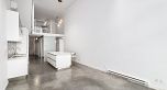 609 53 W Hastings Street