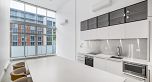 609 53 W Hastings Street