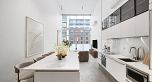 609 53 W Hastings Street