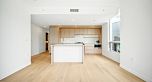 315 5212 Cambie Street