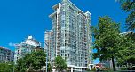 1705 1077 Marinaside Crescent