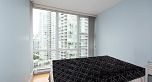 1705 1077 Marinaside Crescent
