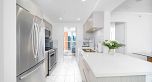 15F 199 Drake Street