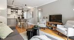 323 2268 W Broadway Street