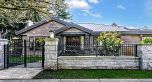 1196 W 54th Avenue