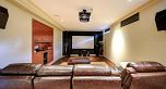 1196 W 54th Avenue