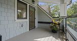 2377 W 7th Avenue