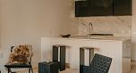 772 W 27th Avenue