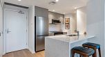 606 638 Beach Crescent