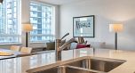 606 638 Beach Crescent