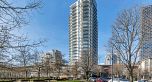 606 638 Beach Crescent