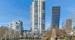 606 638 Beach Crescent
