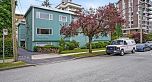 3 2146 W 43rd Avenue