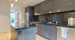 2915 Wall Street