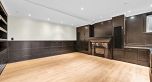 4658 Elm Street