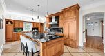 4658 Elm Street