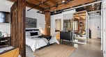 310 55 E Cordova Street
