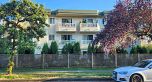 306 458 E 43rd Avenue