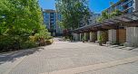 302 4759 Valley Drive