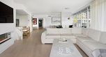 301 1233 W Cordova Street