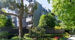 305 2885 Spruce Street