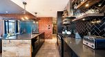 2909 108 W Cordova Street
