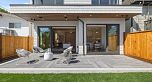 2 610 E 10th Avenue