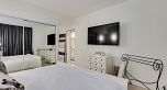 TH6 63 Keefer Place