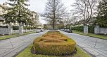 427 5835 Hampton Place