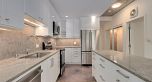 604 919 Station Street
