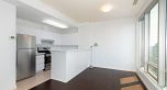 1003 989 Nelson Street