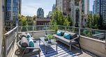 TH1237 Richards Street