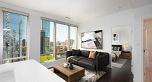 1003 989 Nelson Street