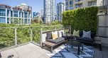 TH1237 Richards Street