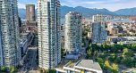 803 58 Keefer Place