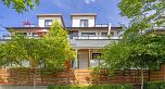 2729 Ward Street