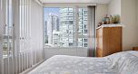 1603 1067 Marinaside Crescent