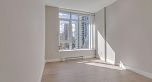 907 480 Robson Street
