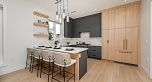 2835 Oliver Crescent